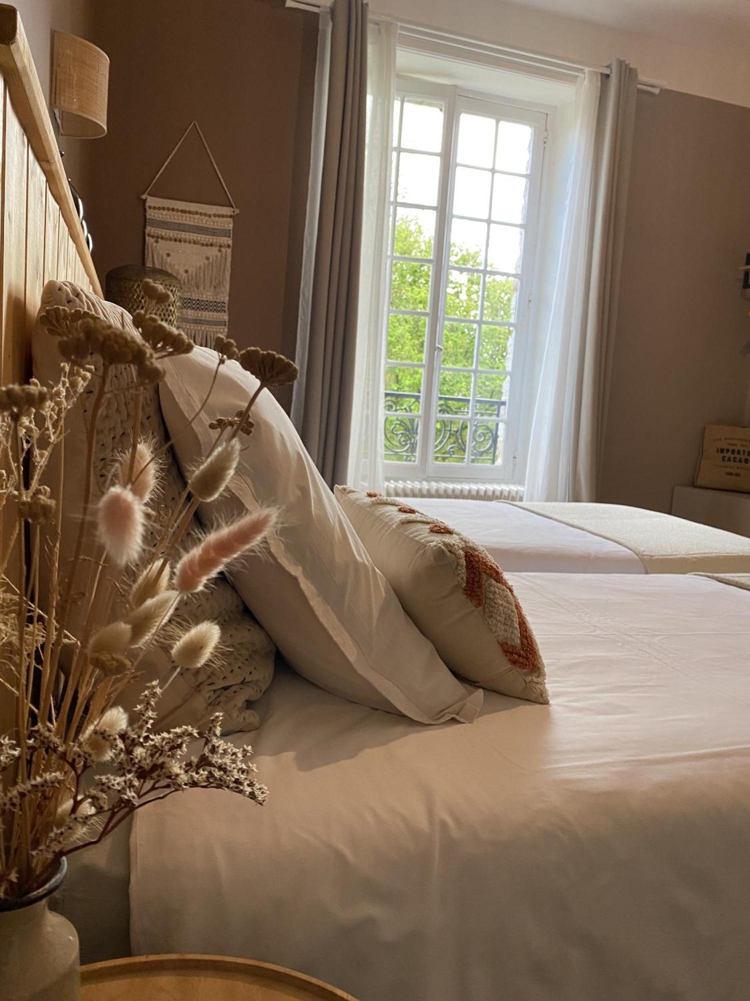ジョスラン ル 14 サン ミッシェル Bed & Breakfast エクステリア 写真