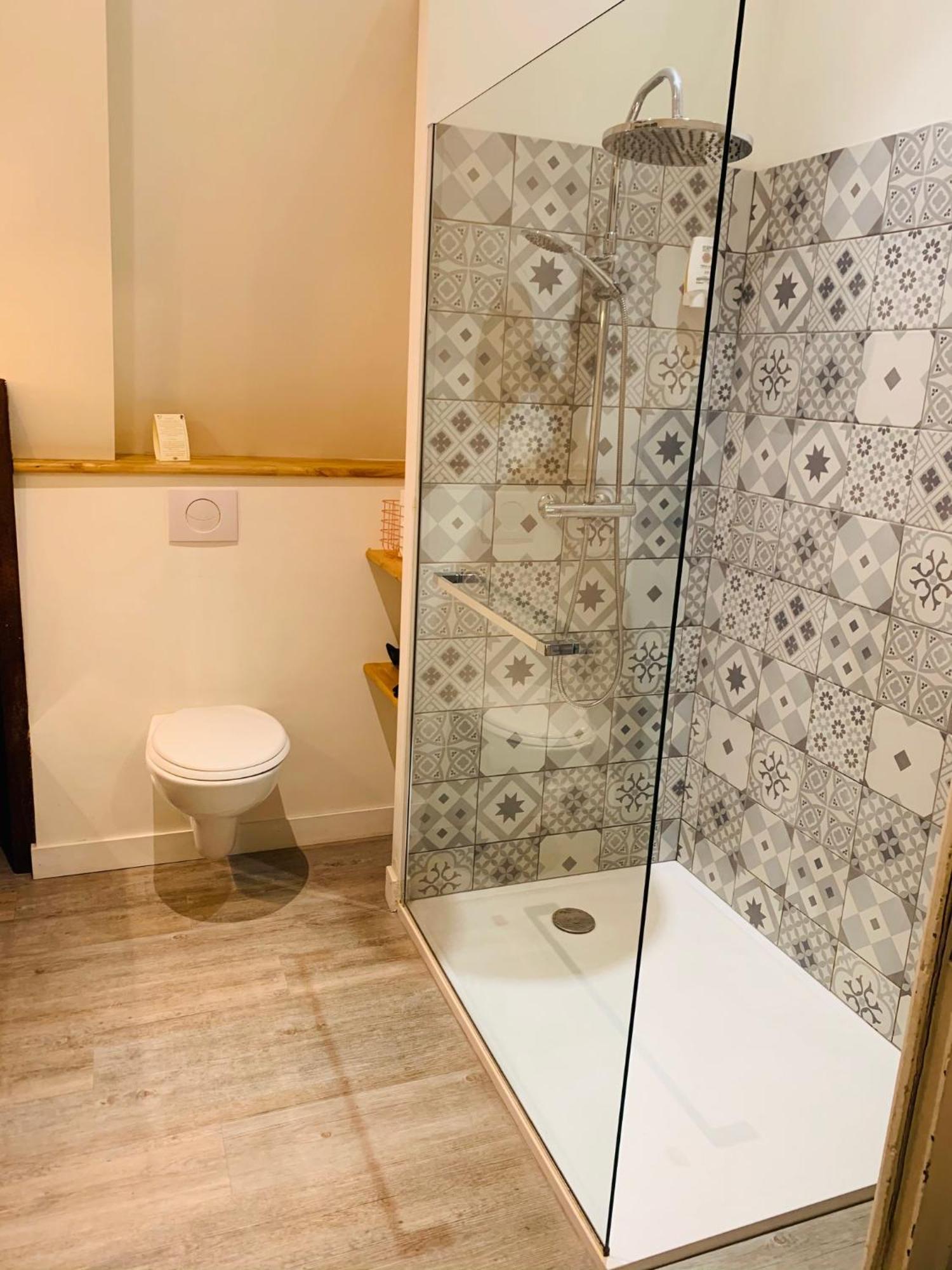 ジョスラン ル 14 サン ミッシェル Bed & Breakfast 部屋 写真