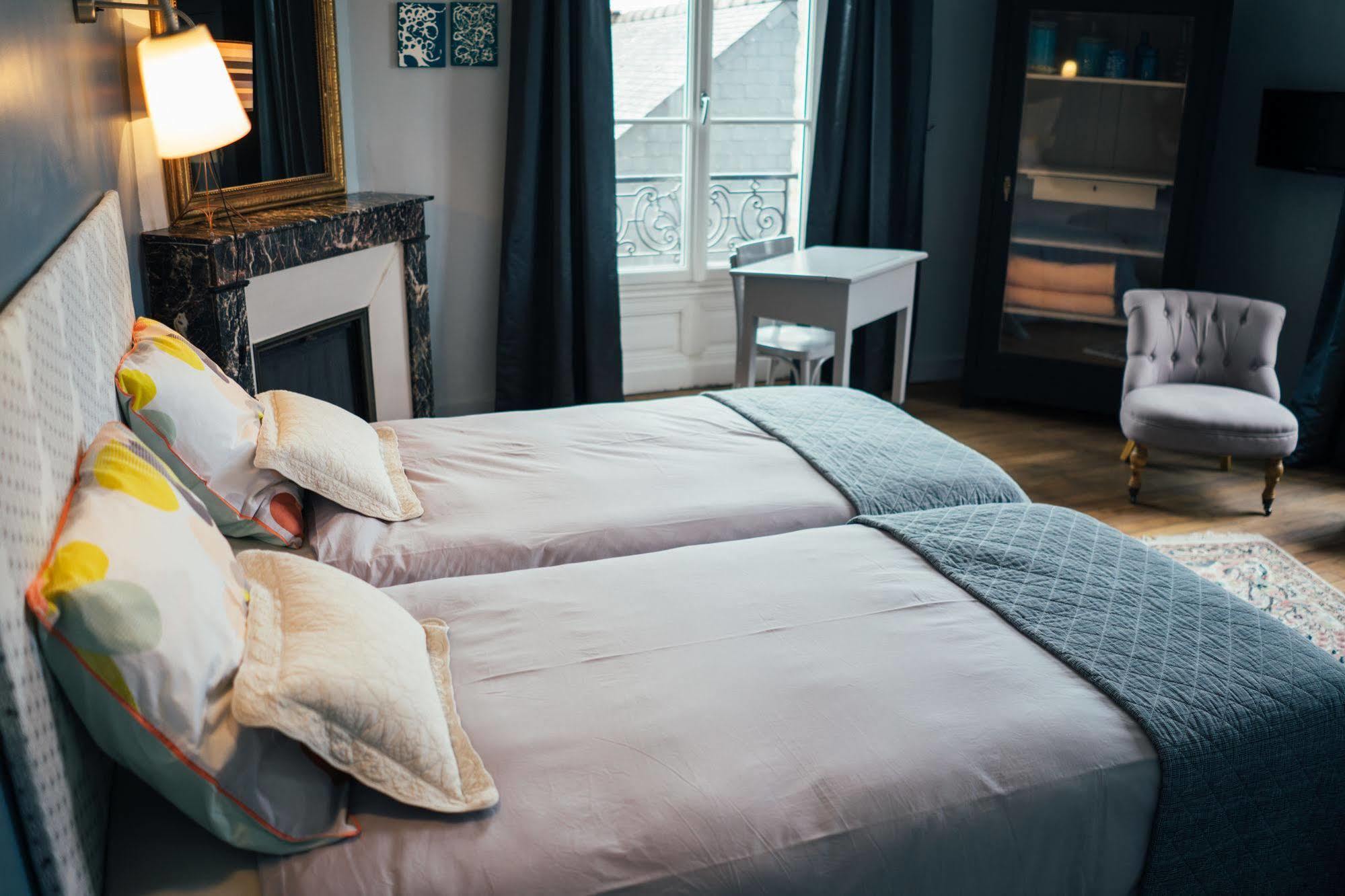 ジョスラン ル 14 サン ミッシェル Bed & Breakfast エクステリア 写真