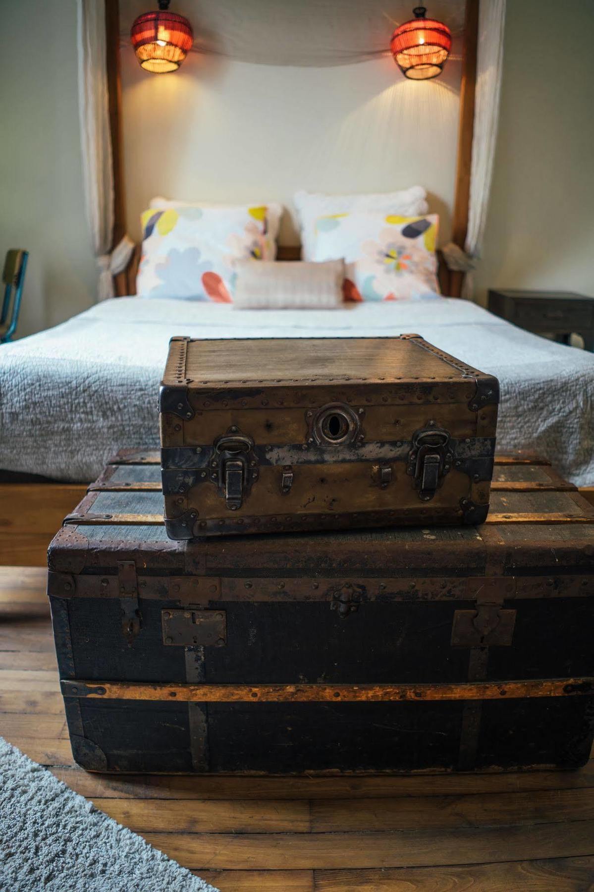 ジョスラン ル 14 サン ミッシェル Bed & Breakfast エクステリア 写真