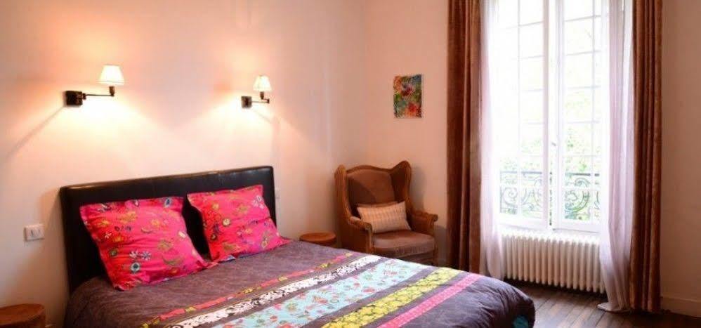 ジョスラン ル 14 サン ミッシェル Bed & Breakfast エクステリア 写真